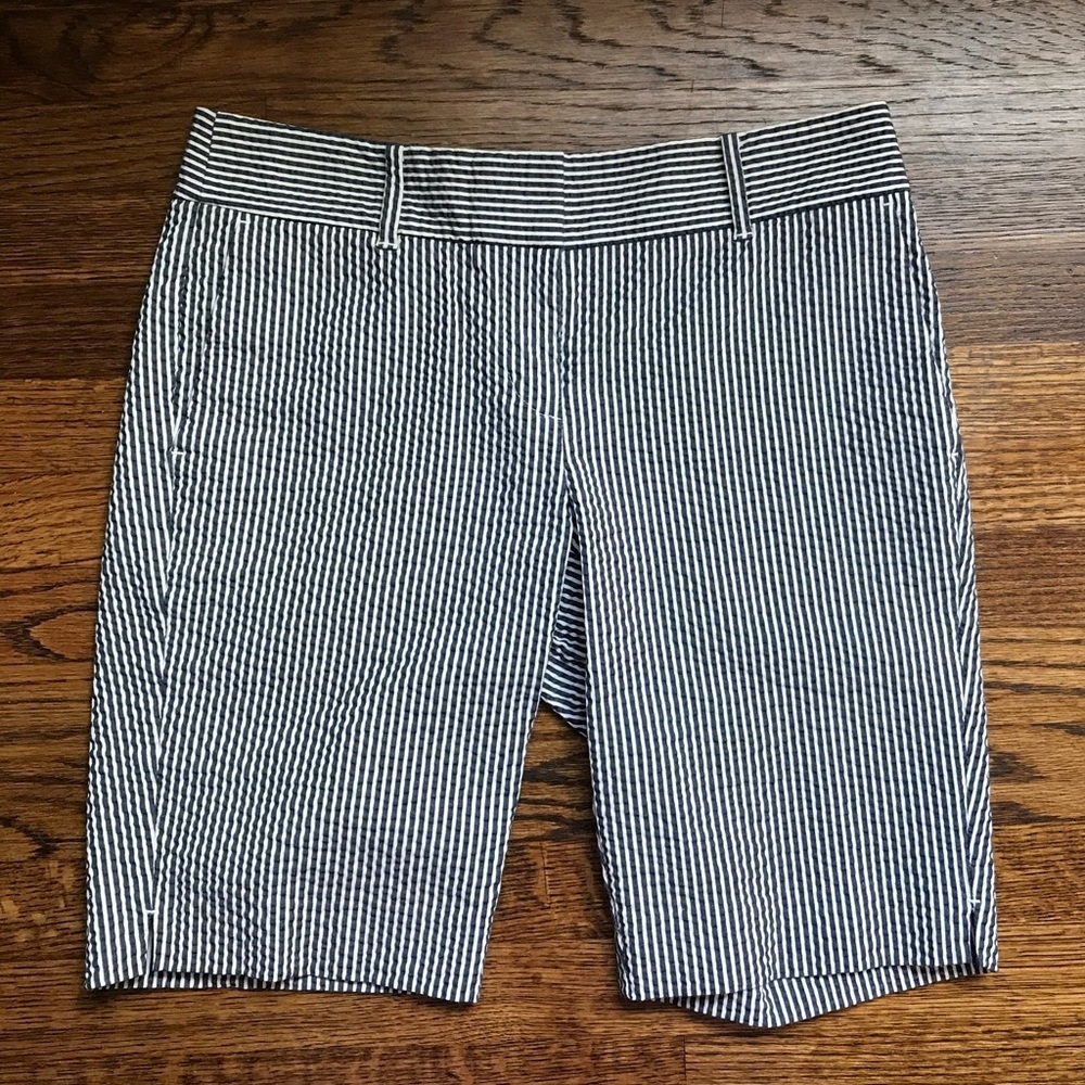 Ann Taylor Devin Fit Shorts